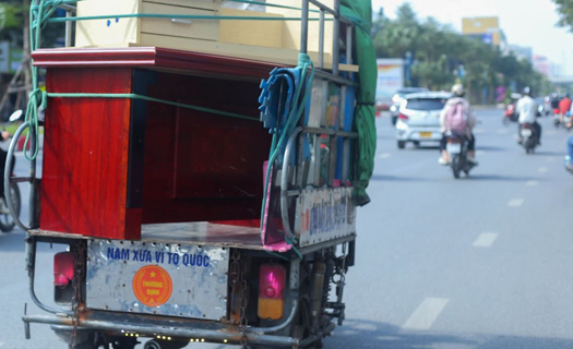 Xe ba bánh gắn mác 